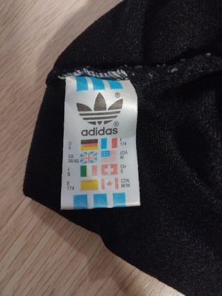 Chaqueta Adidas Vintage Roja y Negra. Talla M