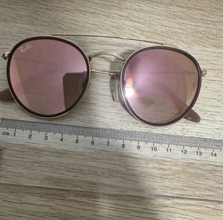 Gafas de sol Ray-Ban espejo rosa y dorado
