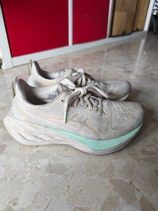 Zapatillas Asics Novablast