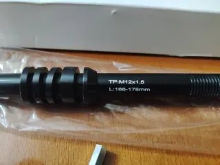 Eixo passante para rolo NEGOCIÁVEL