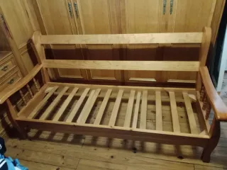 Sofá tresillo de madera