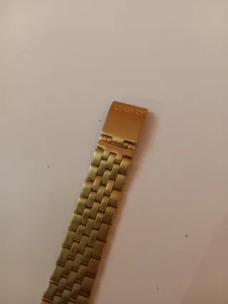 Reloj Casio Dorado