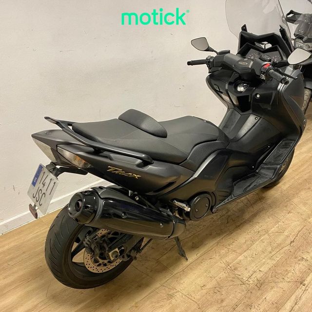 YAMAHA TMAX 530