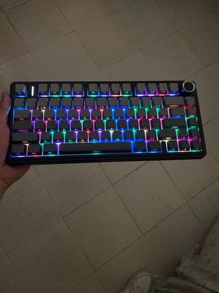 Teclado Mecánico Inalámbrico Aula F75 