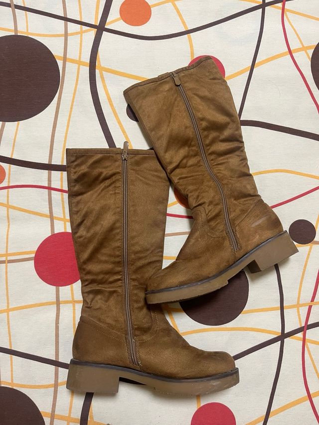 Botas altas marrones
