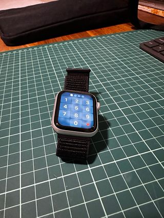 Apple Watch SE Plata