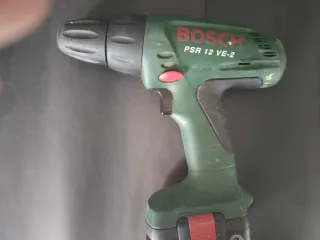 Taladros Bosch PSR 12 VE-2 y PSR 12 bate.de litio.
