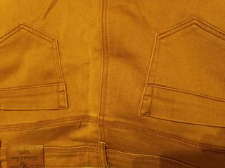 Pantalón ocre mujer vaquero nuevo. Tacto melocotón