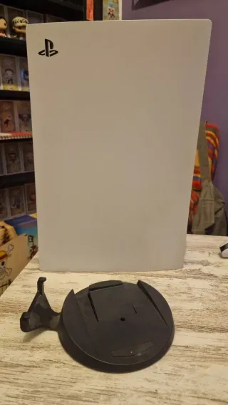 PlayStation 5 con caja y cables y dos mandos