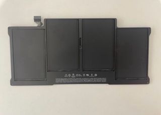 Batería MacBook Air 1466 buen
Rendimiento leer (3)