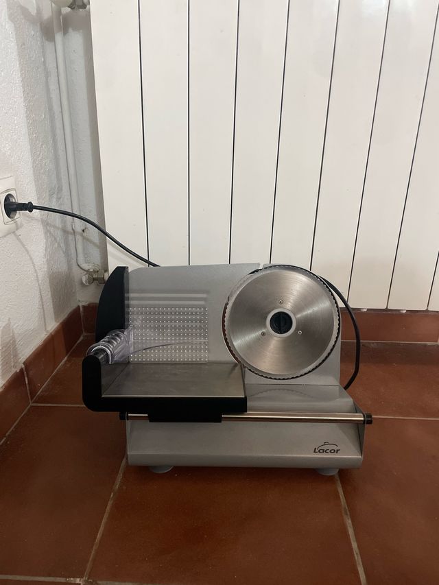 Cortadora de fiambre eléctrica Lacor NUEVANEGOCIAB