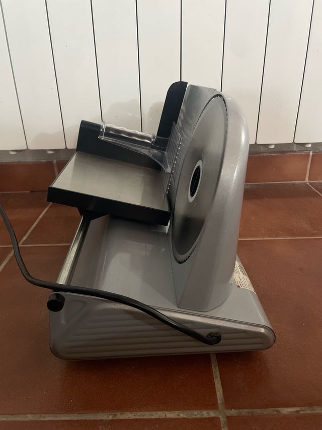 Cortadora de fiambre eléctrica Lacor NUEVANEGOCIAB