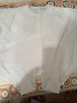 Blusas de manga corta con bordado las 2 el precio