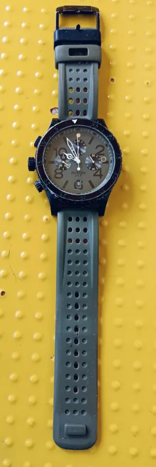 Reloj Nixon 48-20 Chrono para hombre
(Japonés)