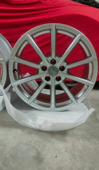 Llantas Audi titan 19" Pulgadas.
5x112