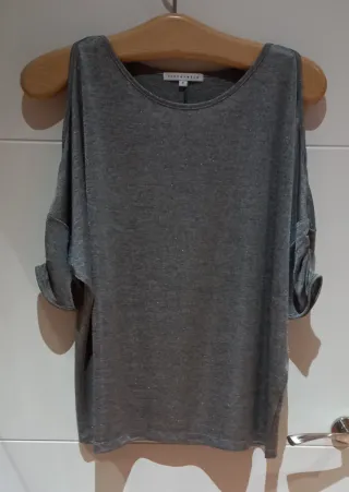 Camiseta Tintoretto S hombros descubiertos