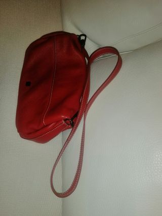 Bolso Purificación García Rojo tamaño medio. 