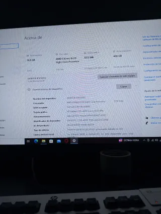 Computer desktop e Smart TV Xiaomi neri