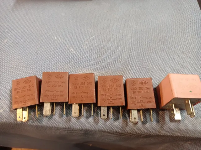 Relés Renault Dacia 8200 263 342