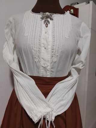Camisas baturra con manga de 3/4 y manga larga