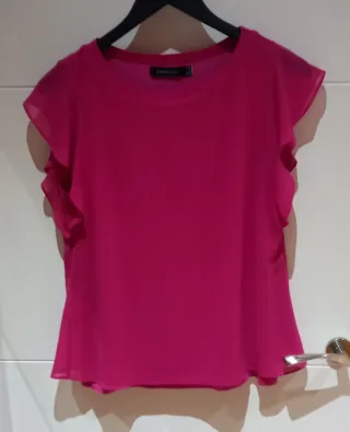 Blusa Cortefiel rosa volantes