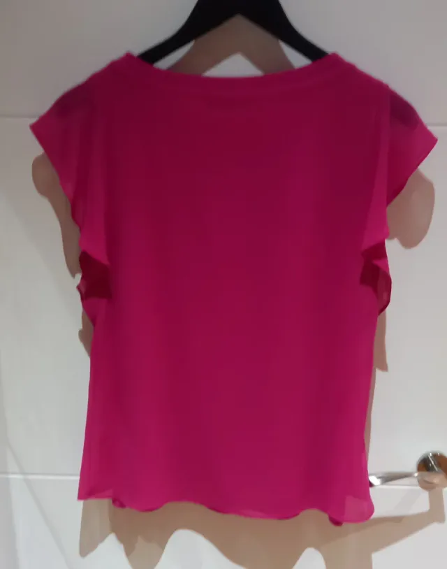 Blusa Cortefiel rosa volantes