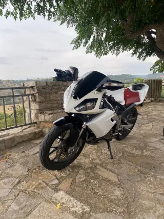 Derbi GPR 49cc Motor €3 eje de balance