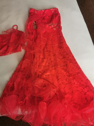 Traje de danza oriental rojo