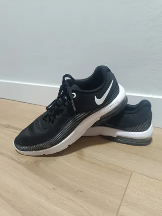 Nike Air Max Advantage 2 Zapatillas Deportivas