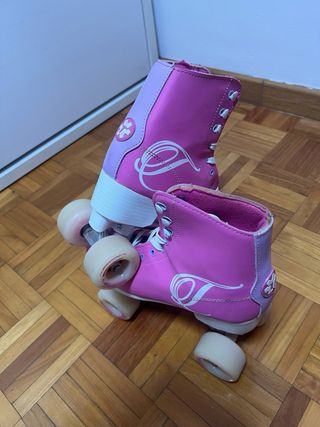 Patines de 4 ruedas color rosa