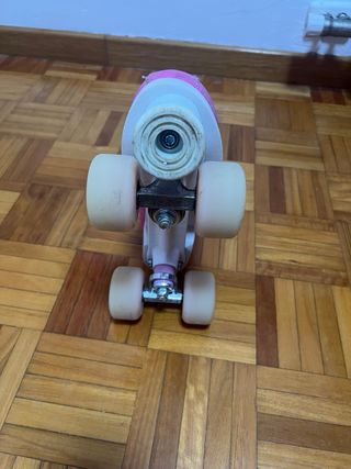 Patines de 4 ruedas color rosa