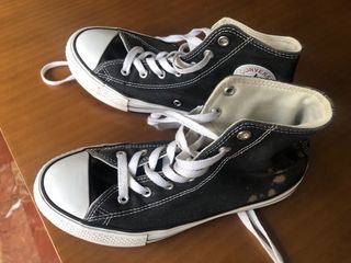 Zapatillas Converse (no negociable)