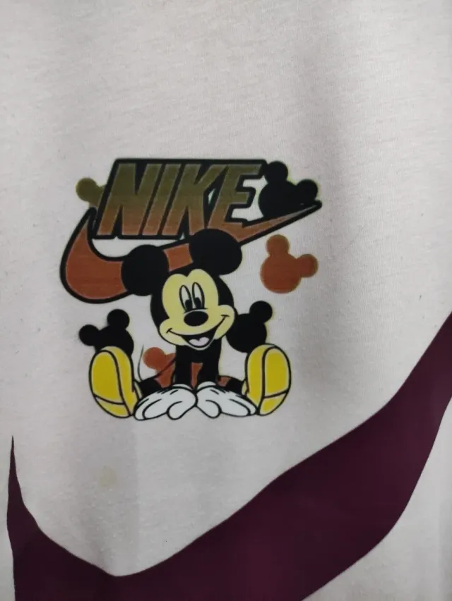 Camiseta Nike Mickey Mouse Mujer