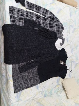 Ropa, bañadores y zapatos nuevos sin estrenar
