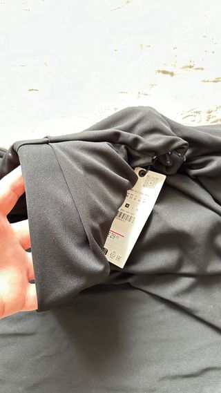 Vestido corto negro