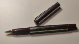 Bolígrafo Parker antiguo