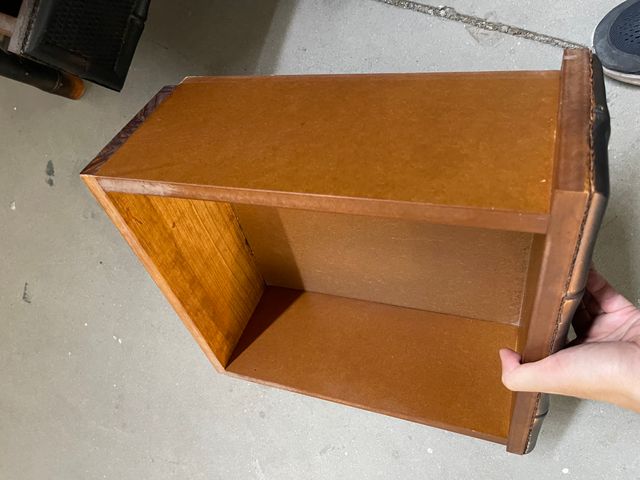 Cómoda de bambú y mimbre