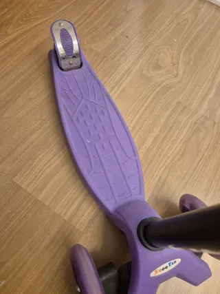 Patinete 3 Ruedas Morado Niña