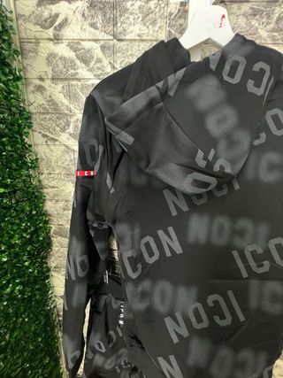Conjunto deportivo hombre ICON