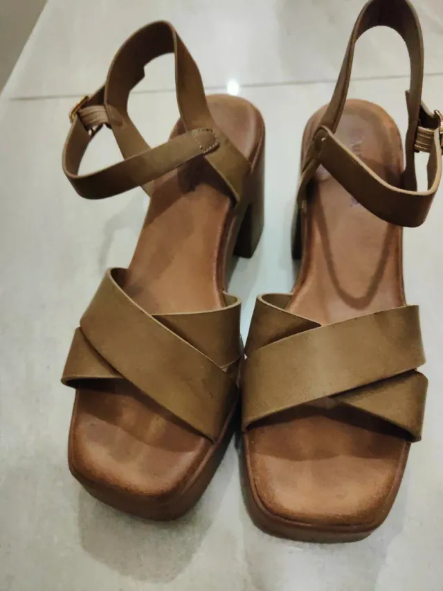 ALTA MODA Zapatos tacón 