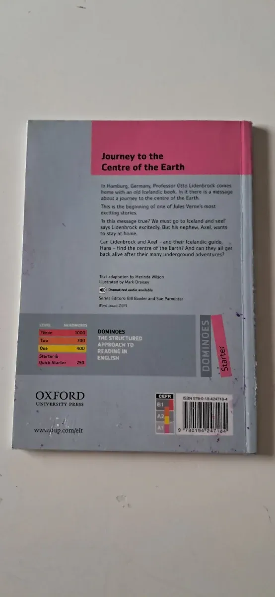 Libro "Journey to the Centre of the Earth"
