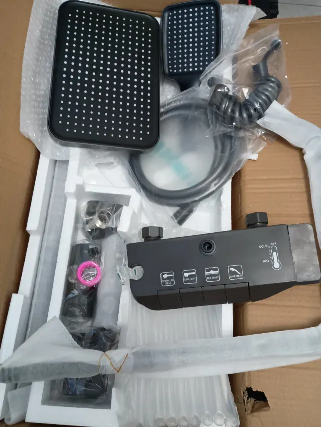 Set Doccia 4 Funzioni con Tastiera