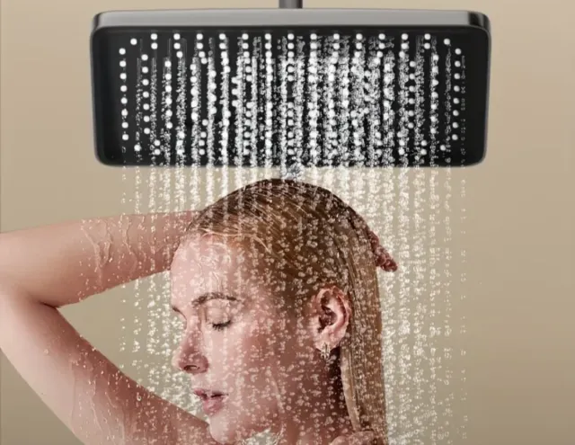 Set Doccia 4 Funzioni con Tastiera