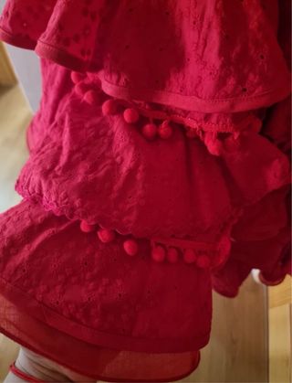 Vestido Gitana Rojo con Flecos y Volantes