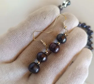 Collar y pendientes perlas Australianas negras.