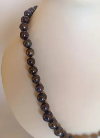 Collar y pendientes perlas Australianas negras.