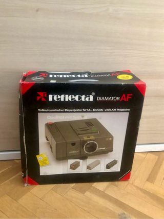 Proyector Reflecta Diamator AF + Pantalla
