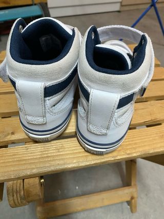 Zapatillas Converse Blancas y Azules Talla 35,5