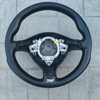 Volante R32 Golf Mk4