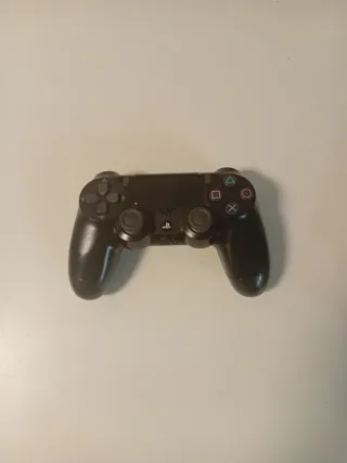 2 Mandos PS4 (PlayStation 4) Negros
